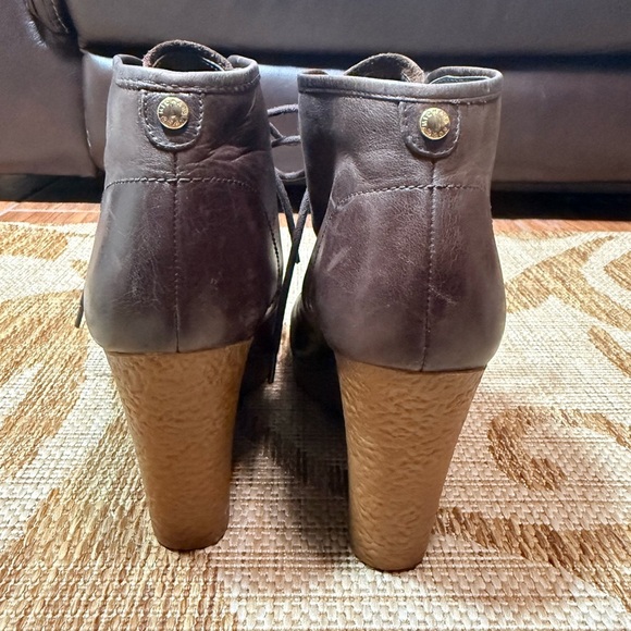 Michael Kors leather bootie wedge, brown size 9.5 - Picture 4 of 12
